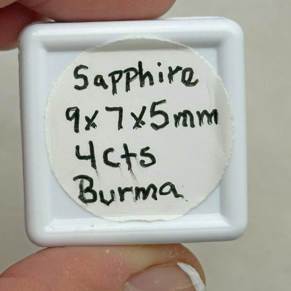 Orange Sapphire - Picture 5 of 14